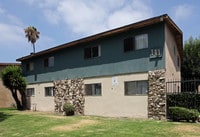 Building Photo - 141 E. Wakefield