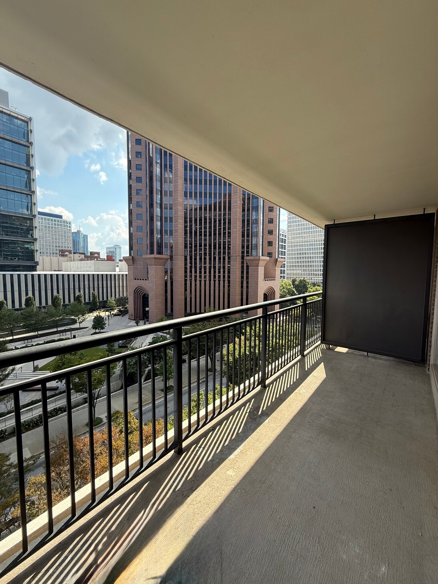 Balcony - 620 Peachtree St NE