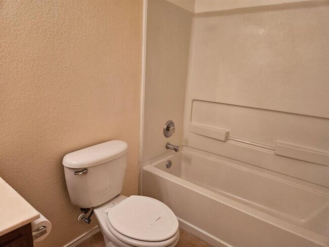 Building Photo - 17833 Floribundas Ln