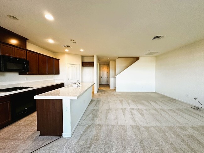 Building Photo - 313 Jacquelyn Ln