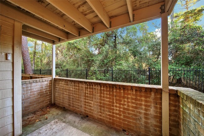 Building Photo - 3500 Tangle Brush Dr