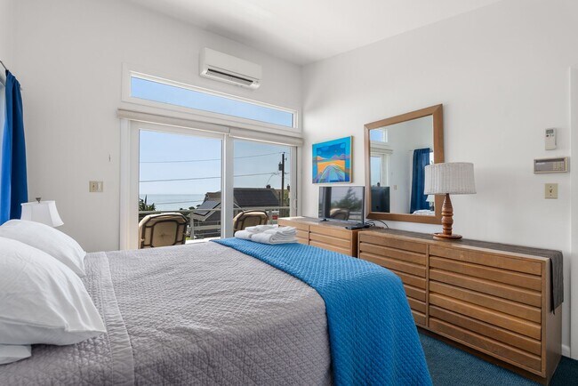 Building Photo - 26 Salt Island Rd