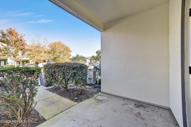 Building Photo - 480 Cabernet Pl