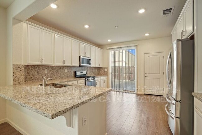 Building Photo - 10985 Merrick Way