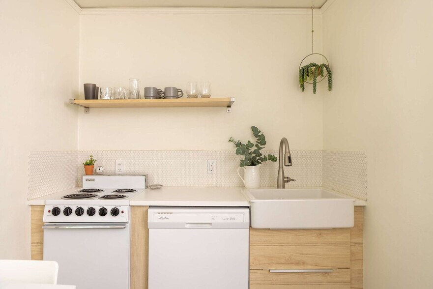 Building Photo - 522 W Franklin St