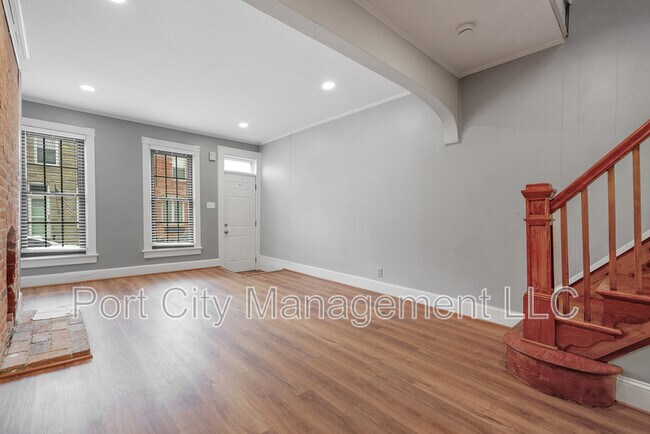 Building Photo - 1465 Stevenson St