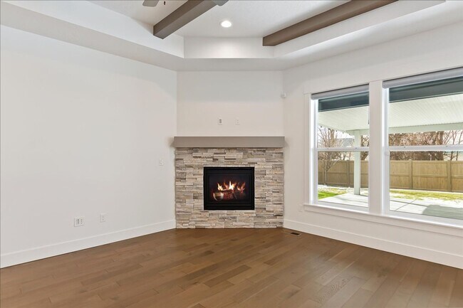 Building Photo - 4 Bedroom, 2 Bath home in Beautiful Meridian with SO MANY upgrades and perks throughout!  You don...