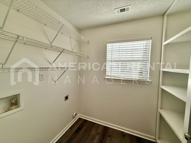 Building Photo - Easy Living in this Updated Pinson Home!!! Available to View Now!!!