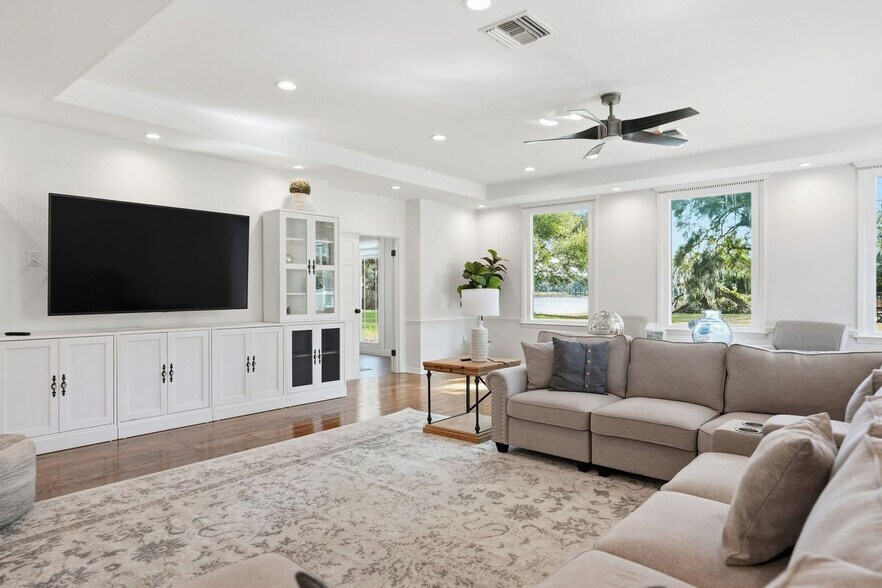 Building Photo - 34902 Greensteele Rd