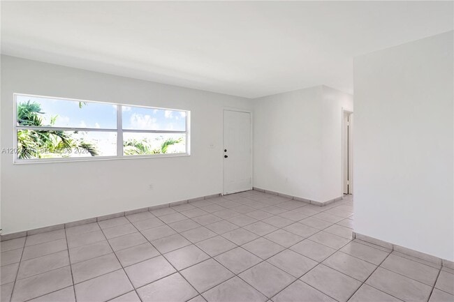 Building Photo - 13371 SW 17th Ln