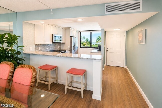 Building Photo - 4203 Bay Beach Ln