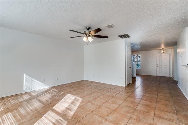 Building Photo - 10141 Chapel Rock Dr