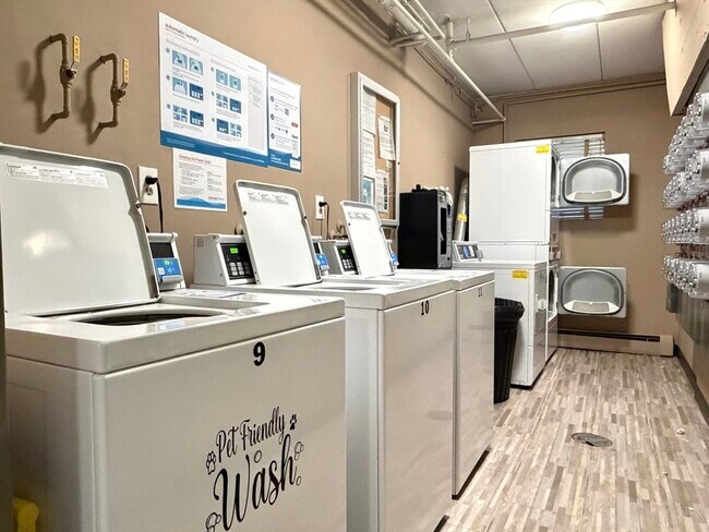 Building Photo - 995 Massachusetts Ave