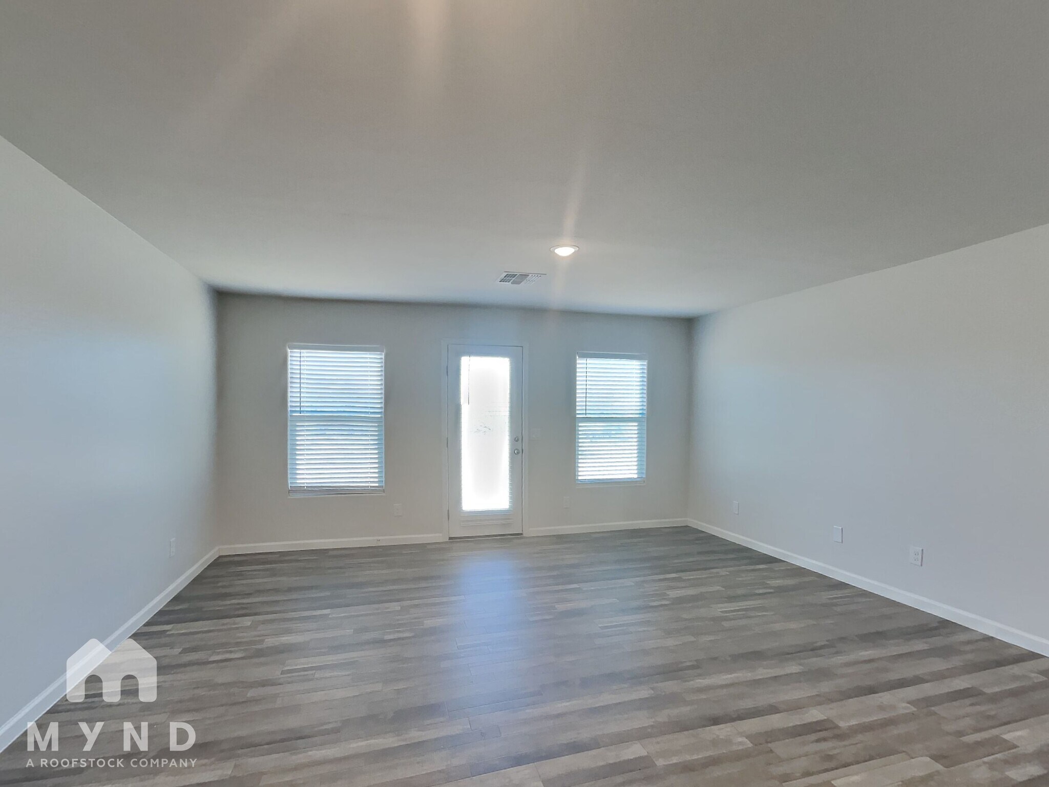 Building Photo - 11164 W Arvada Dr