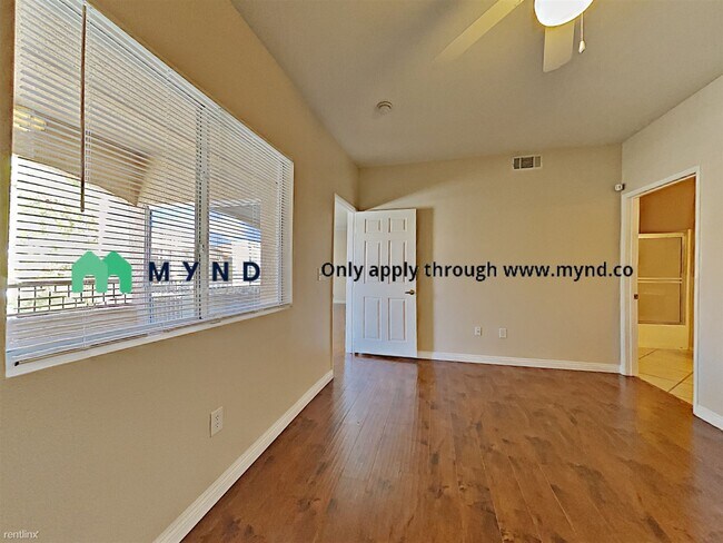 Building Photo - 9580 W Reno Ave