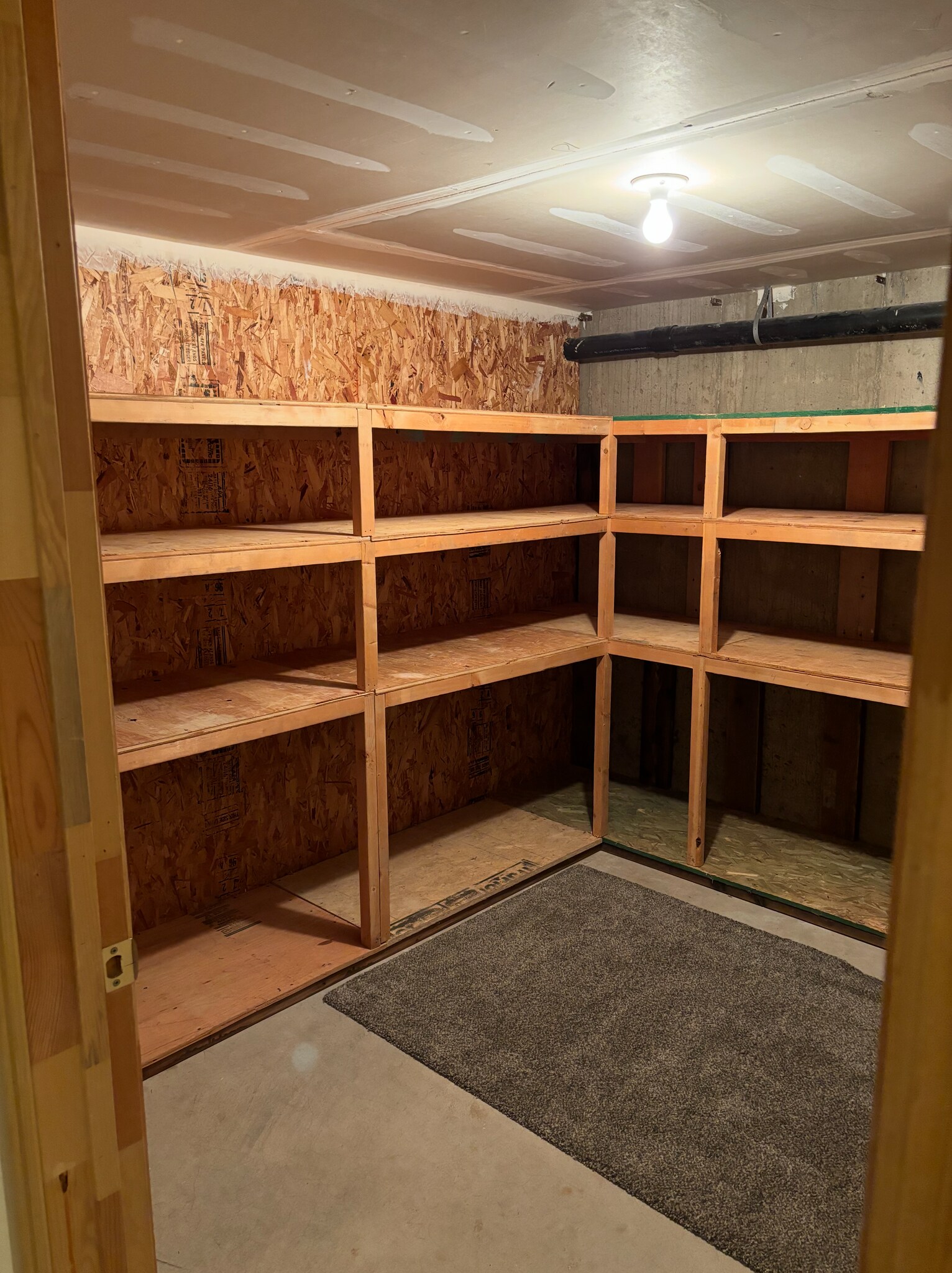 Building Photo - 720 E 1500 S