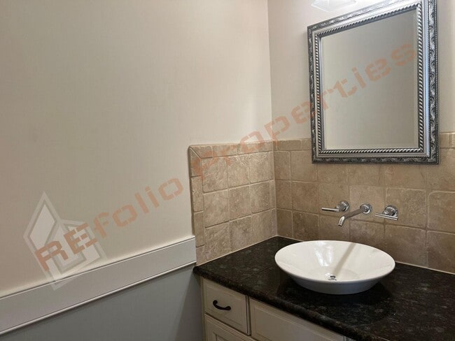 Building Photo - Fresh Paint, New Carpet - Elegant 3 Story ...