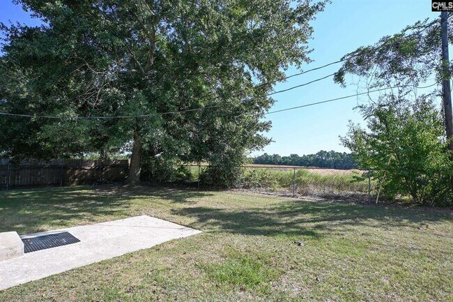 Building Photo - 140 Barrett's Way