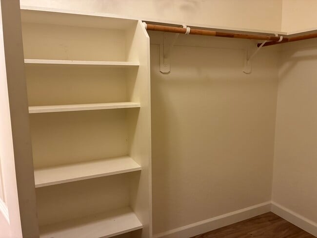 Building Photo - 4734 W Reese Ave