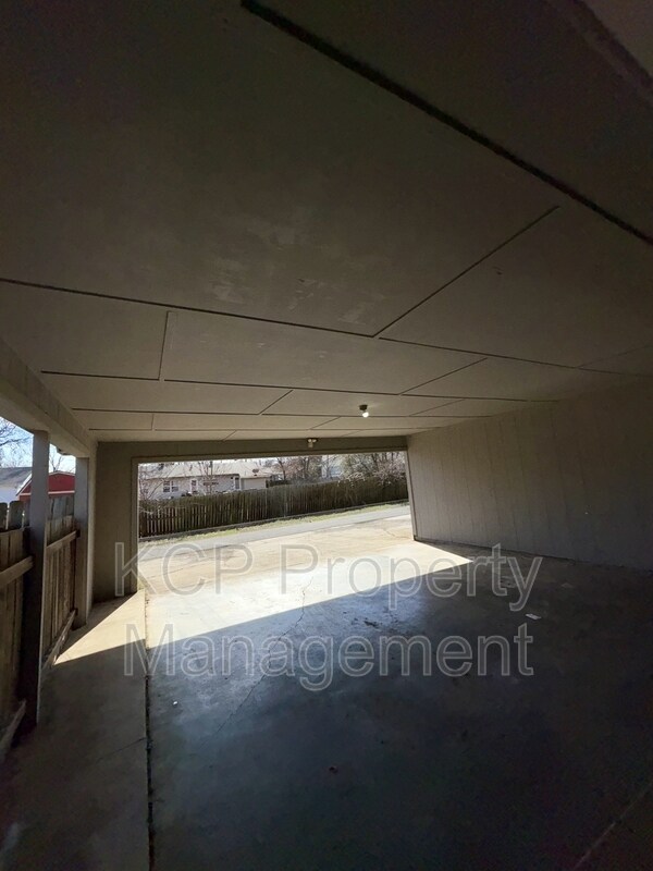 Building Photo - 4726 S U St