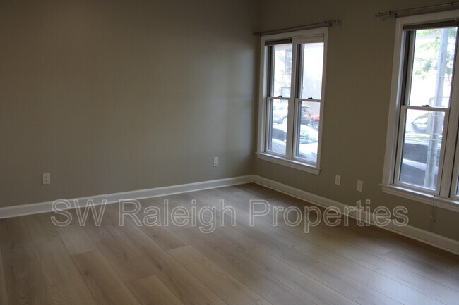 Building Photo - 252 E Davie St