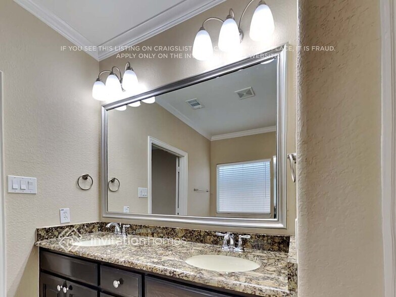 Building Photo - 4513 Shagbark Dr