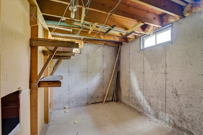 Building Photo - 1806 Golden Oak Ln