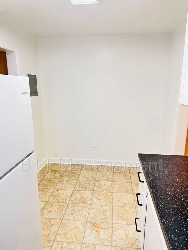 Building Photo - 8310 Garland Ave