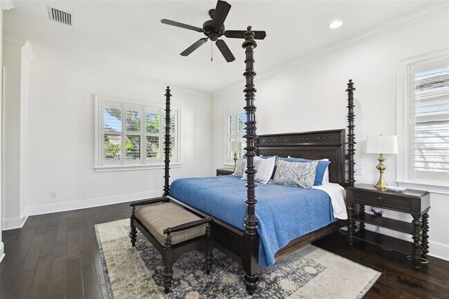 Building Photo - 134 Chesapeake Ave