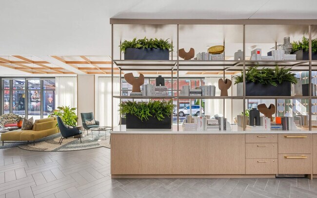 Building Photo - 79 Queensberry St