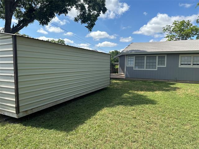 Building Photo - 3017 Bennett Dr