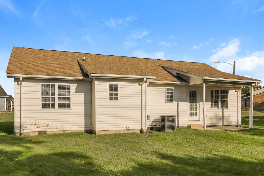 Building Photo - 291 Agin Way