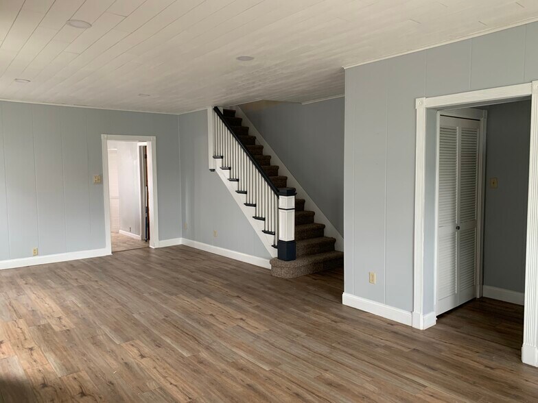 155 Living room/First Floor - 155 Main St