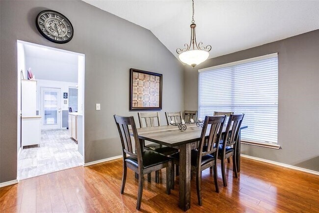 Building Photo - 1309 Aspen Ln