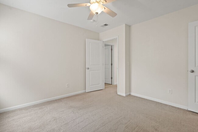 Building Photo - Available now. Beautiful 5 BR/2.5 BA Home in Swygerts Landing!