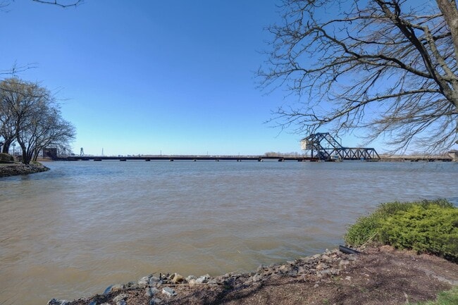 Building Photo - 199 Sandcastle Key