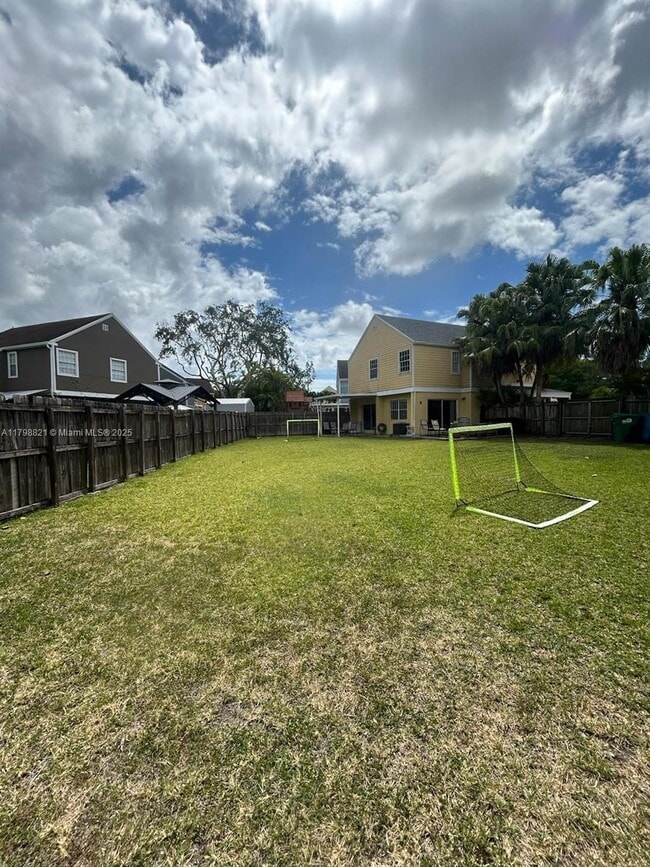Building Photo - 11737 SW 116th Terrace