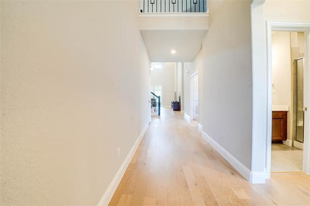 Building Photo - 707 Gatecrest Dr