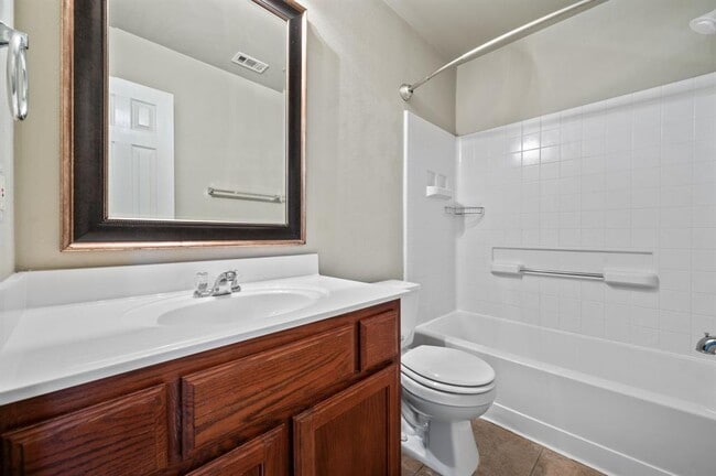 Building Photo - 2016 Melissa Oaks Ln