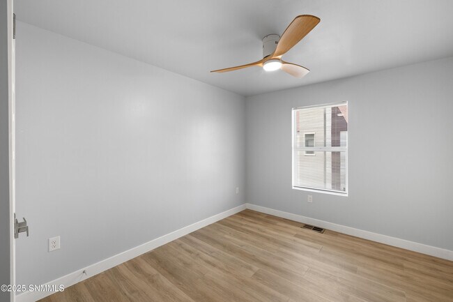 Building Photo - 1390 Monte Vista Ave