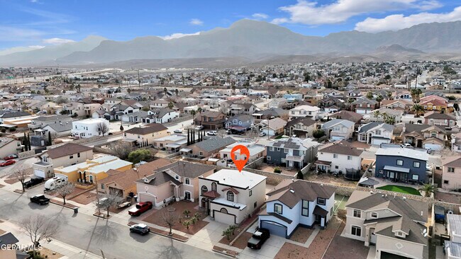 Building Photo - 11017 Bullseye St