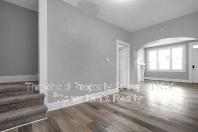 Building Photo - 67-69 South Terrace Avenue