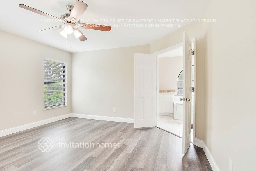 Building Photo - 7455 High Lake Dr