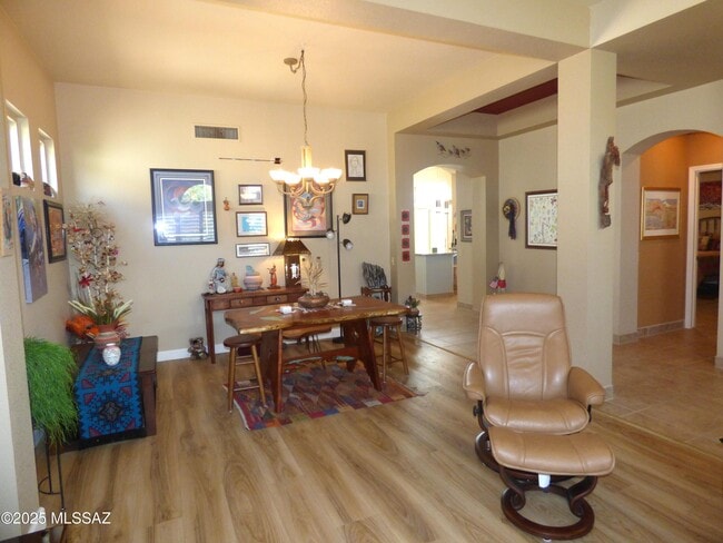 Building Photo - 14274 N Trade Winds Way
