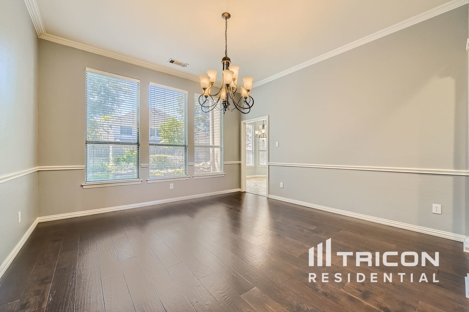 Building Photo - 4110 Coachman Ln