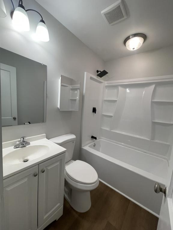 Building Photo - 117A White Oak Dr