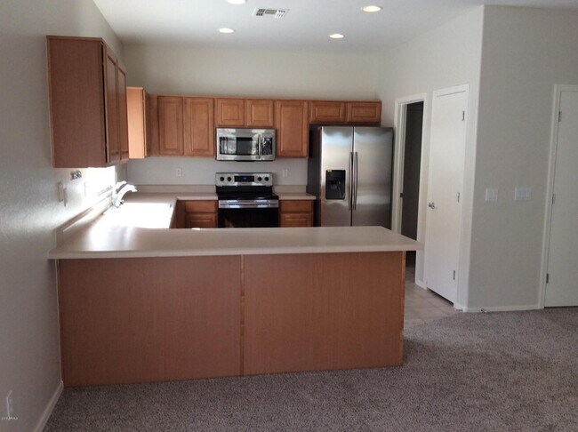 Building Photo - 44812 Paraiso Ln