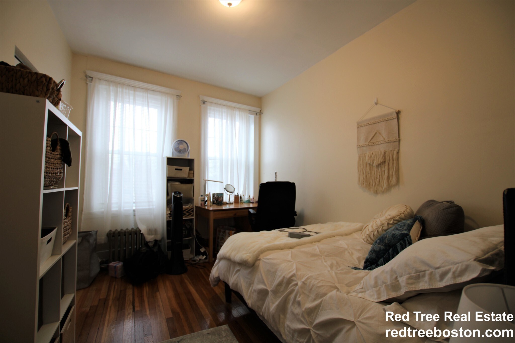 Building Photo - 1868 Commonwealth Ave