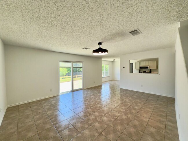 Building Photo - 7817 Marble Ridge Dr