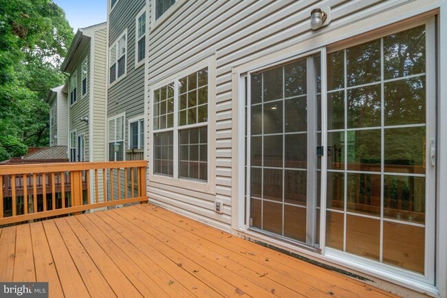 Building Photo - 6490 Tayack Pl